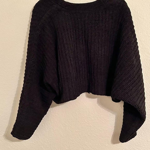 Urban Outfitters Black Cropped Button Sweater Cardigan Textured Long Sleeve XS - Picture 3 of 12